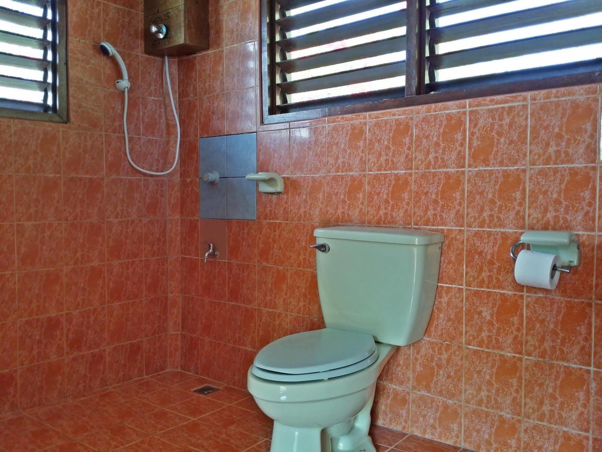 Casa Rosa Taytay Hotell Palawan Eksteriør bilde